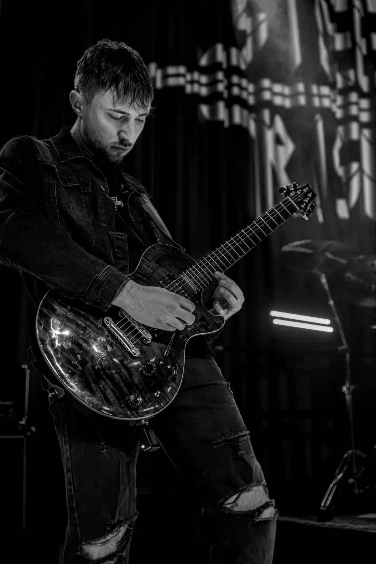 tSchniggo – Lead-Gitarre bei Steelrise